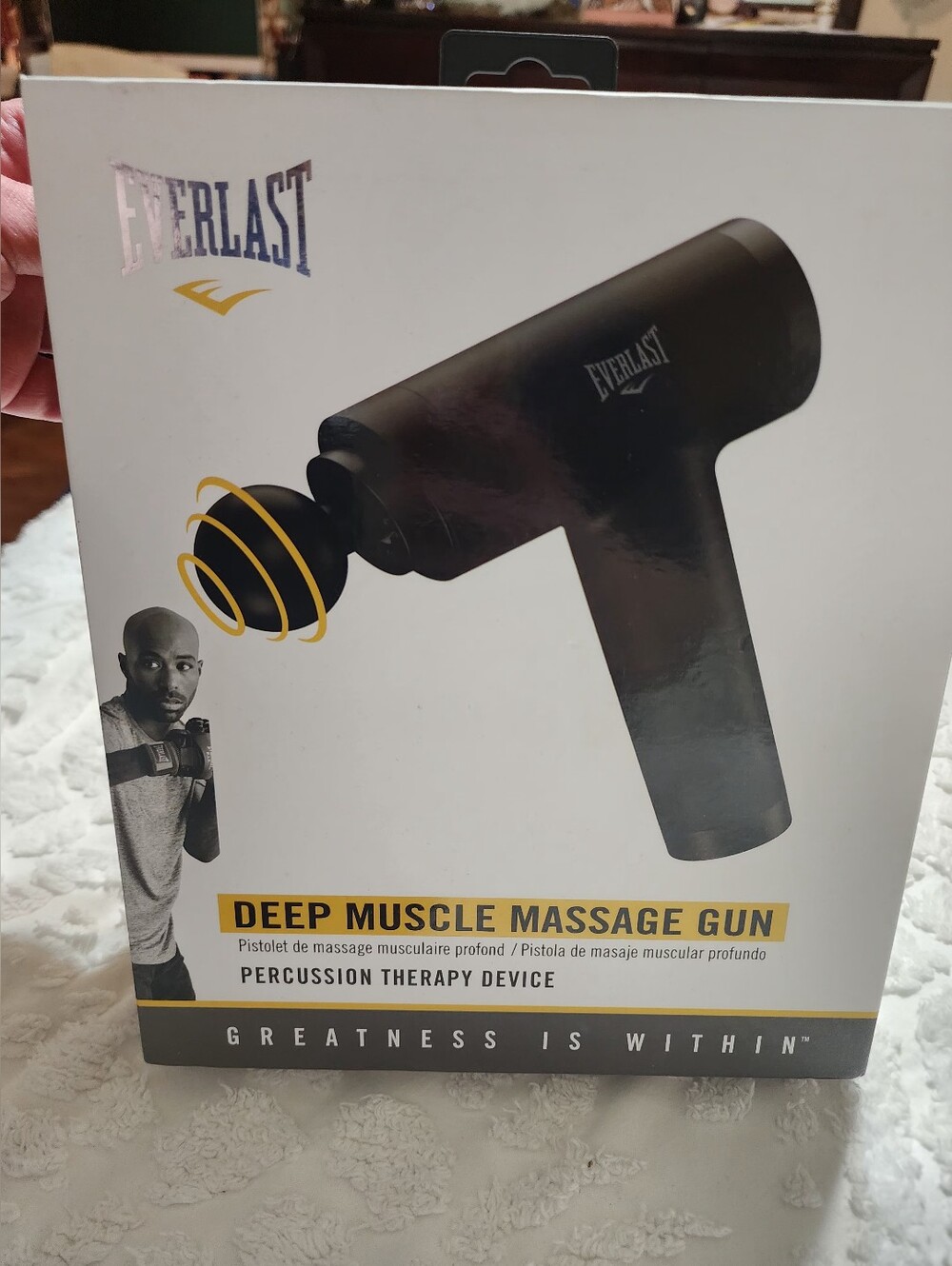 Everlast Black Deep Muscle Percussion Therapy Massage Gun - Picture 3 of 10